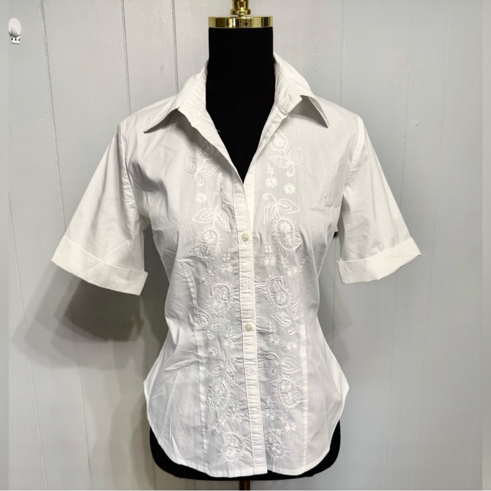 New York & Company White Embroidered Button Down Shirt